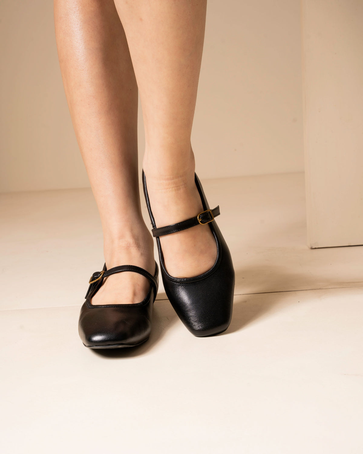 Elan Mary Jane, Black — 05 on the foot