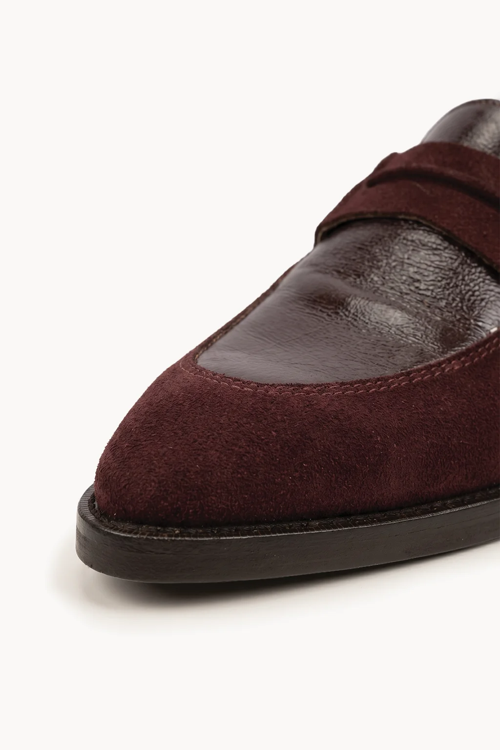 Crimson Emperor Loafer, Burgundy — 02 close-up