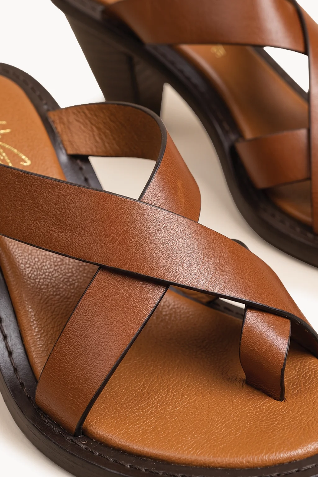 Sevilla Noir Sandal, Tan — 02 close-up