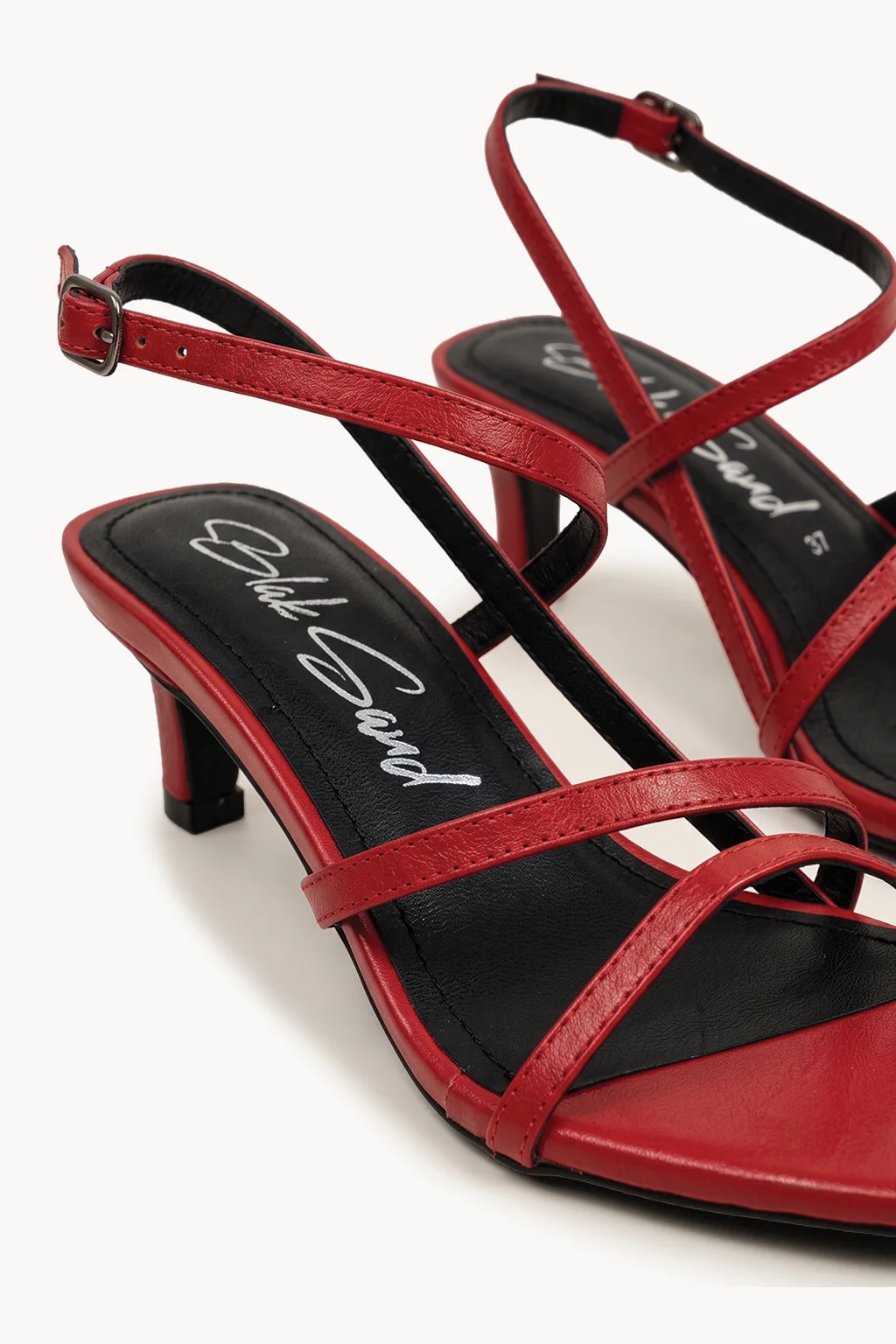 Isla Aurea Sandal, Red — 02 close-up