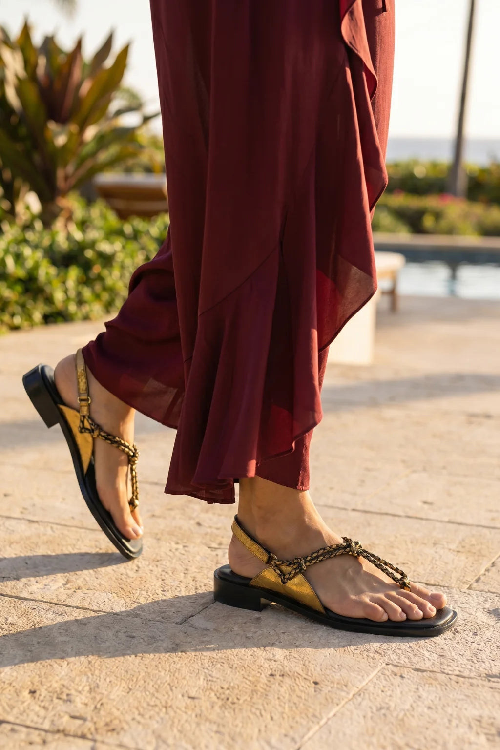 Venezia Catena Sandal, Gold — 06 on the foot
