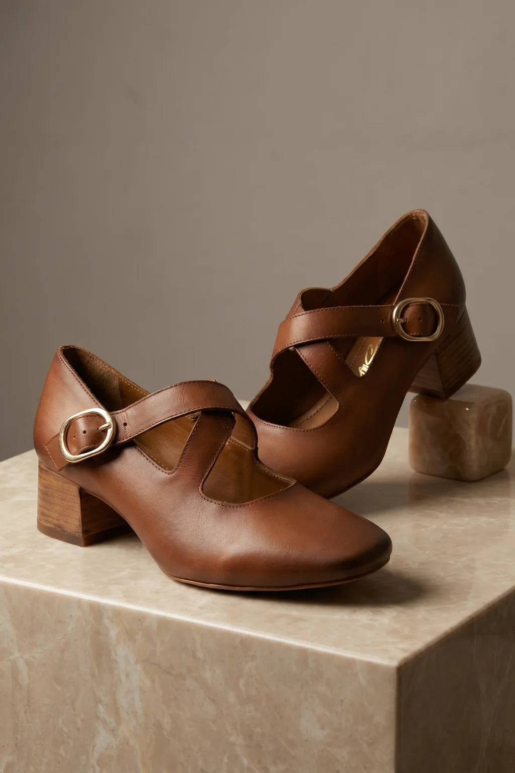 Notte di Venezia Mary Jane, Tan — 08 styled