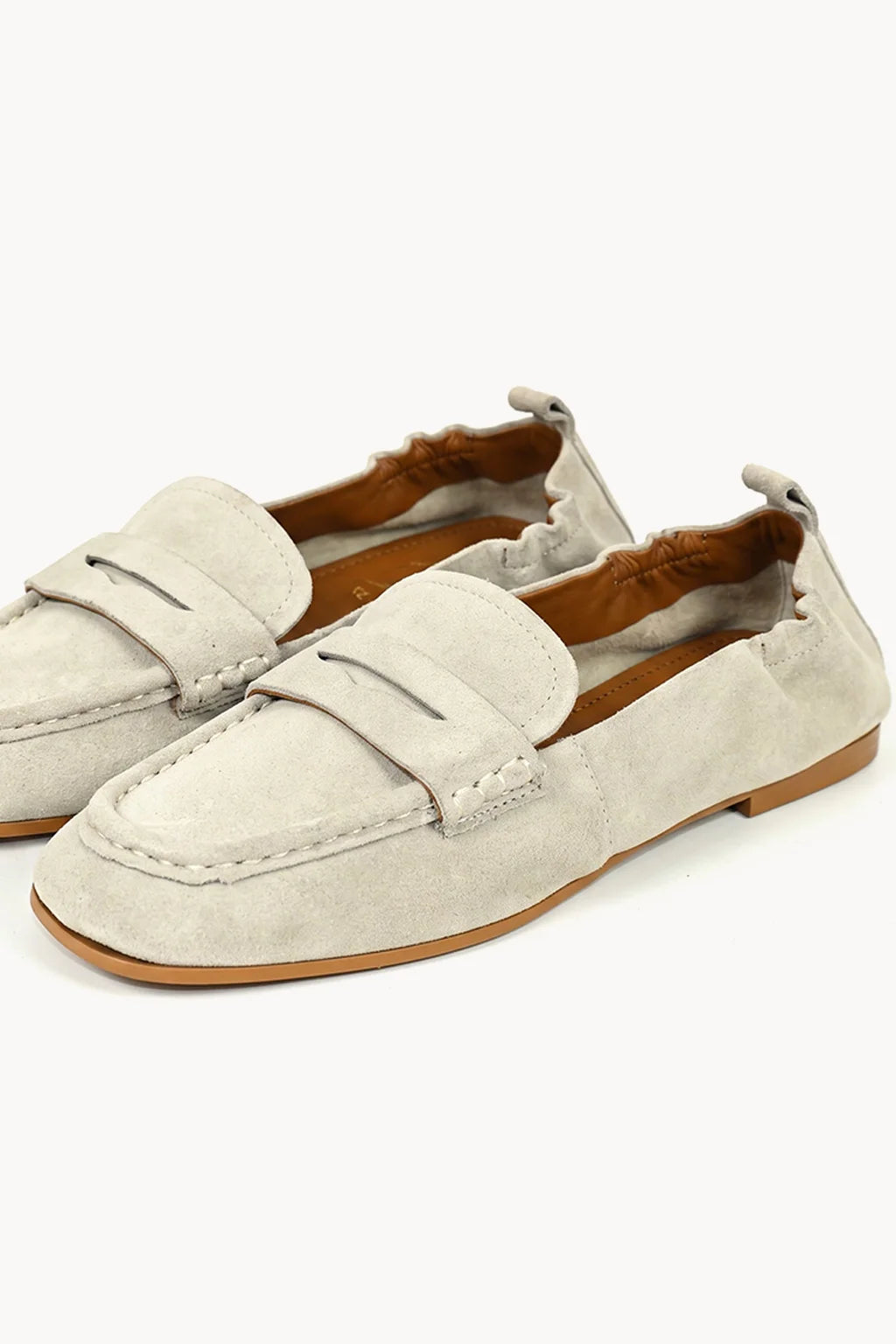 Elizaveta Moccassin, White — 02 close-up