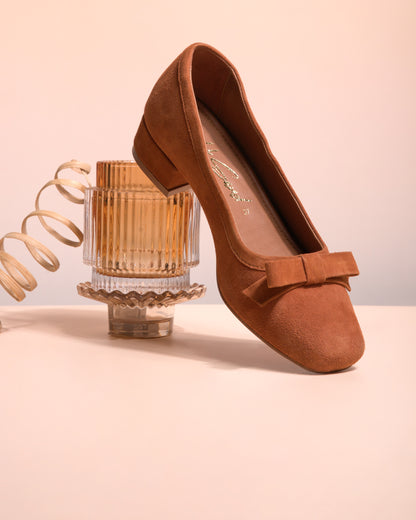 Arco – Front Bow Pump Shoes