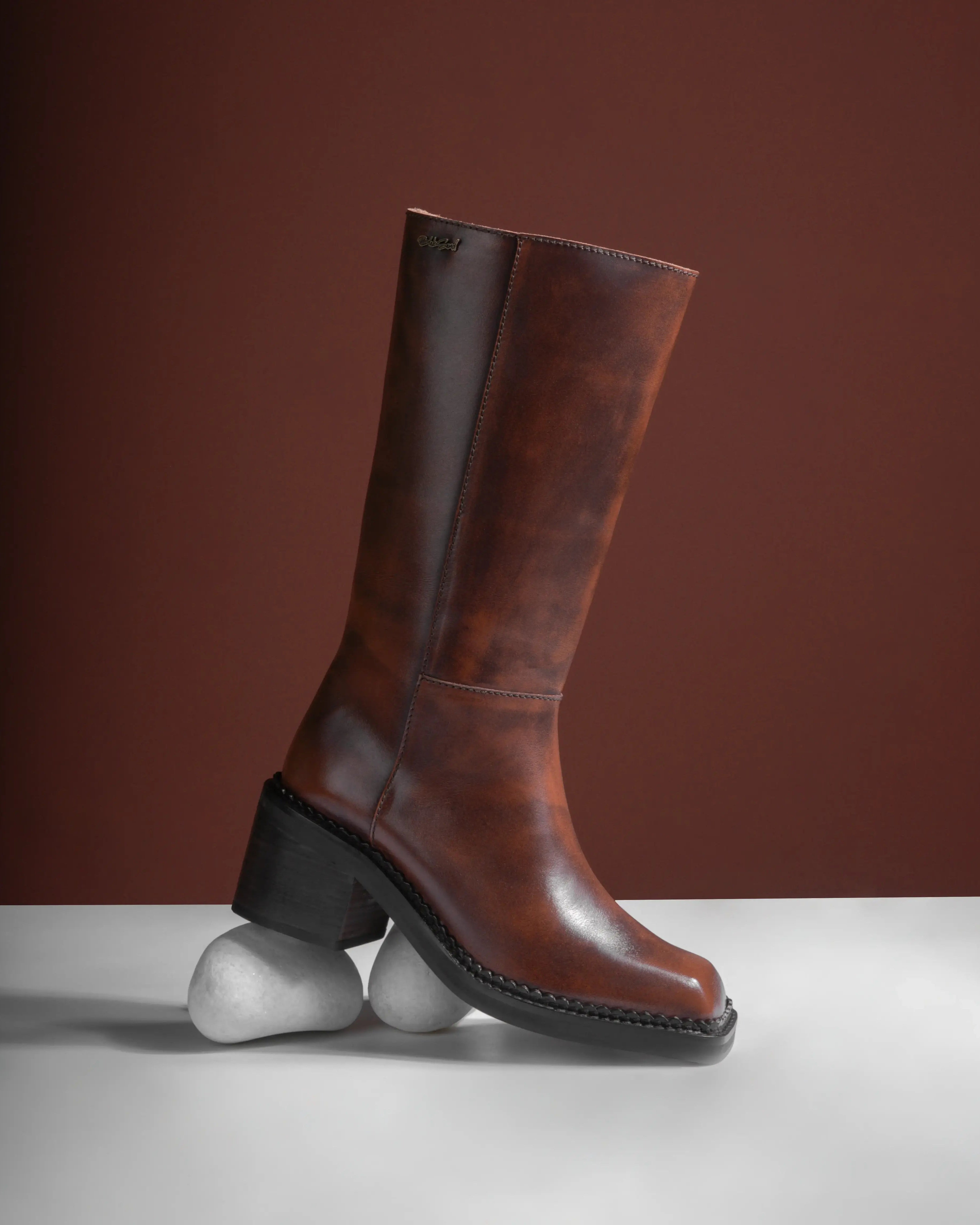 Brume – Square Toe Brush Effect Boots
