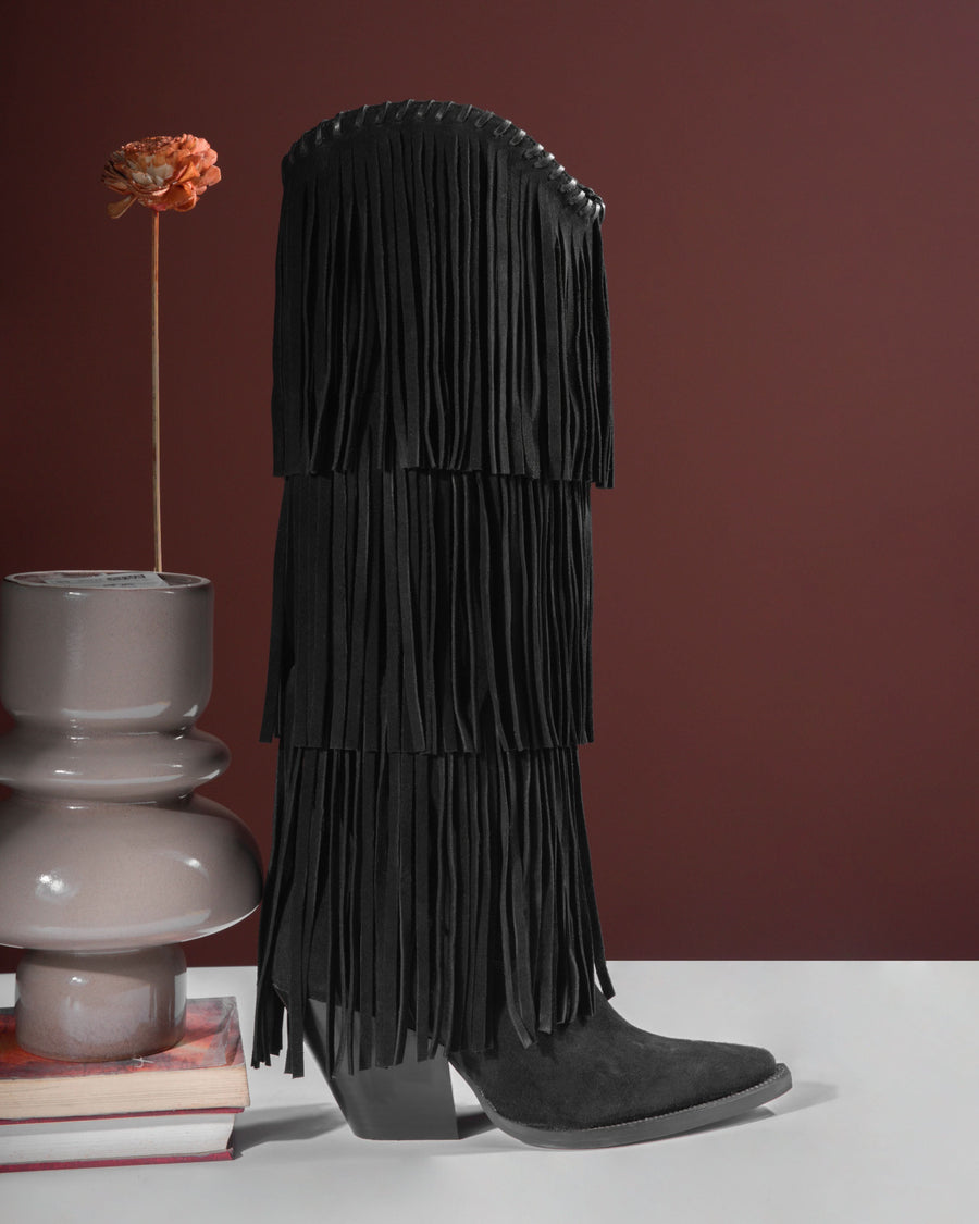 NoirCascasde – Three Layer Fringe Boots