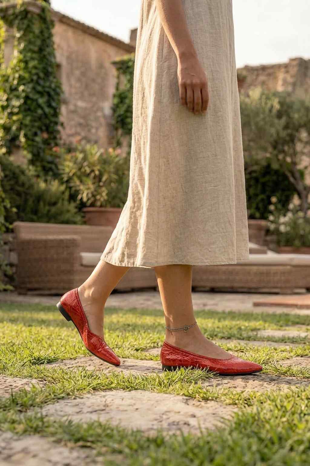 Halo Ballerina, Deep Red — 05 on the foot