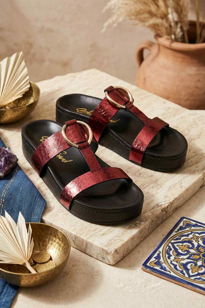 Verdea Noir-Structured Comfort Sandals