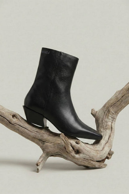 NoirAvenue – Ankle Boots