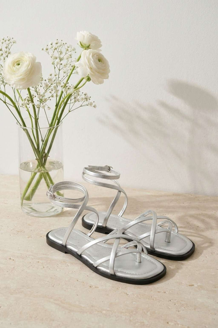 Noirve – Architectural Strap Sandals