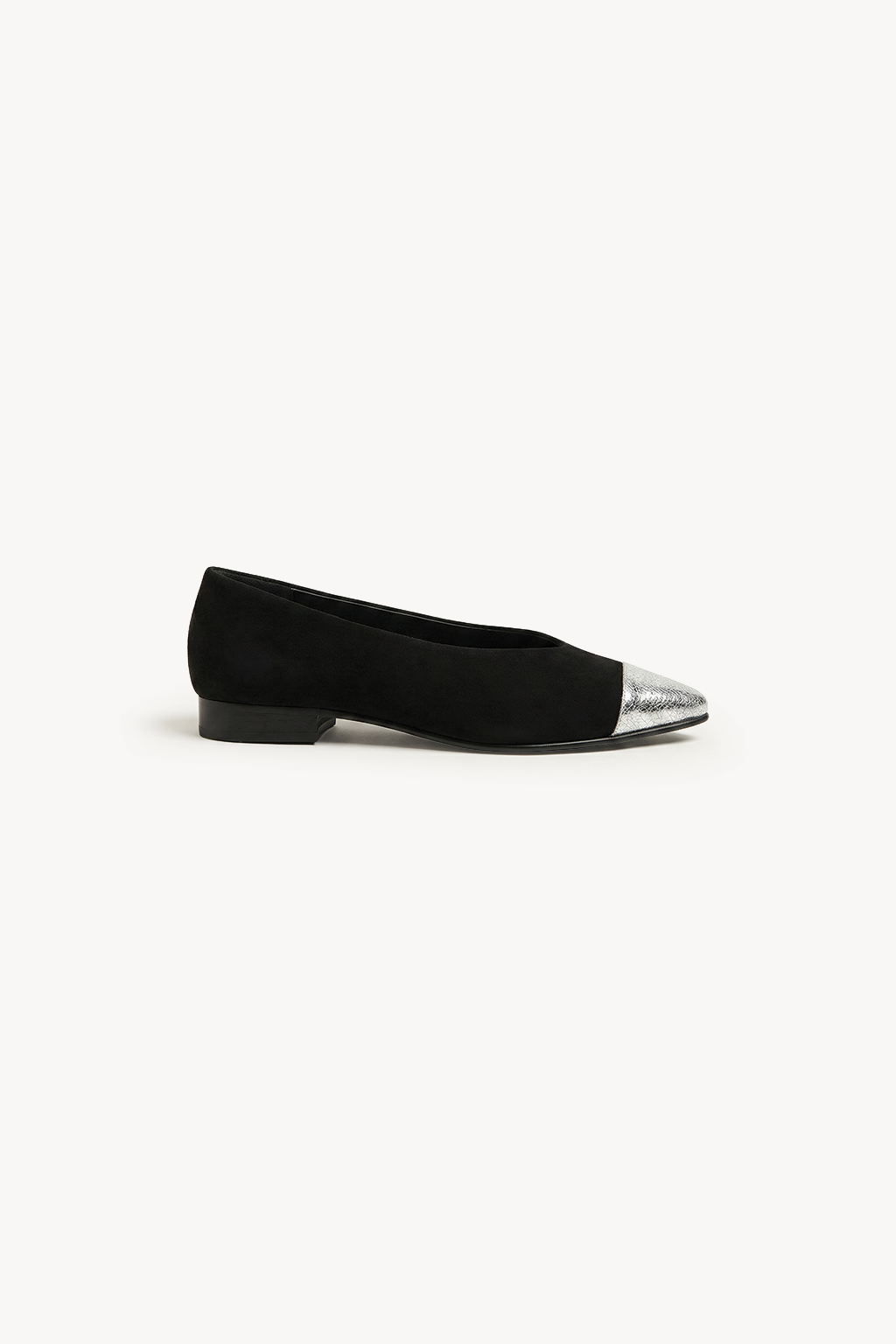Puntera Flat, Black & Silver — 01 side profile