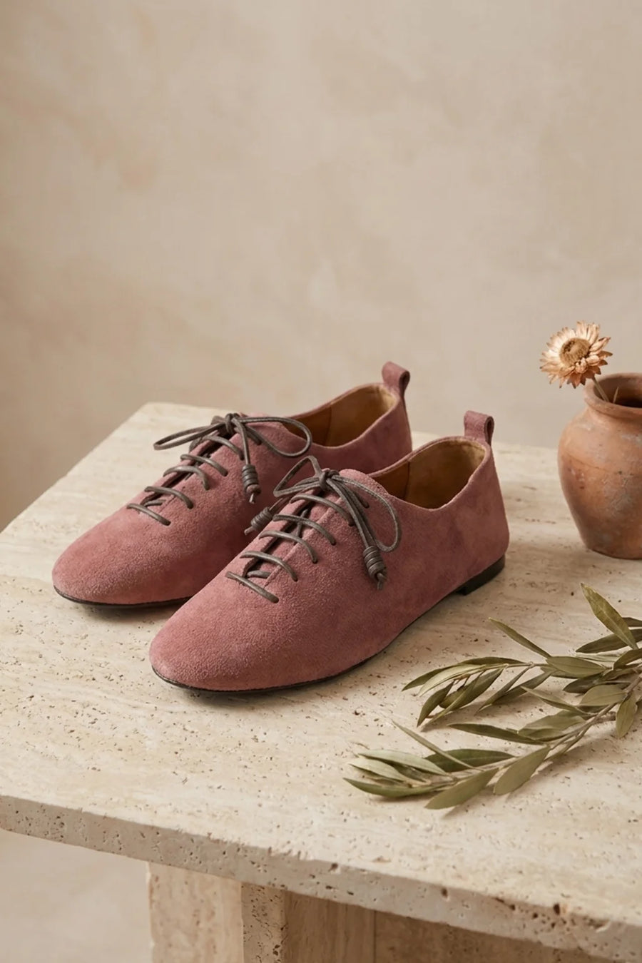 Roma Velluto Lace-Up
