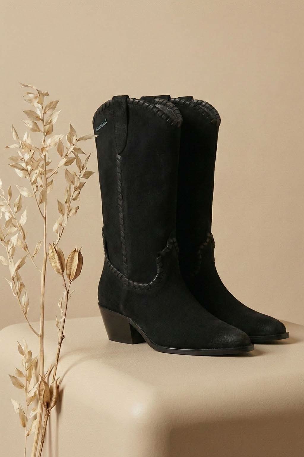 Drelan – Mid Boots with Weaving Detail, Black — 08 styled