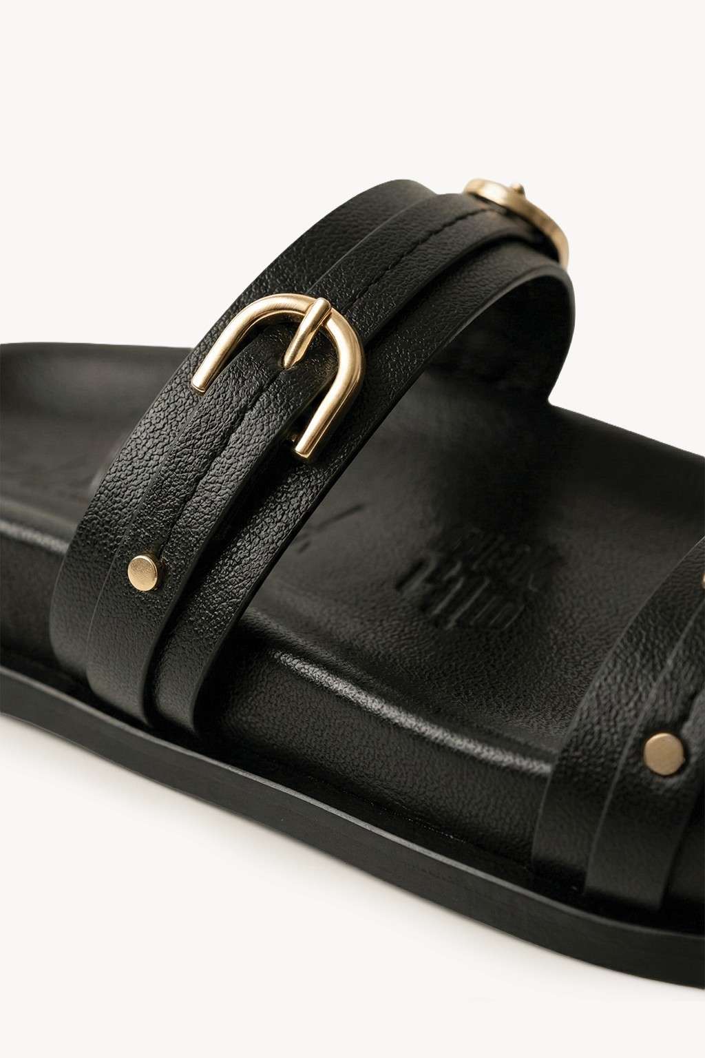 Glint – Slide Comfort Sandals, Black — 03 close-up