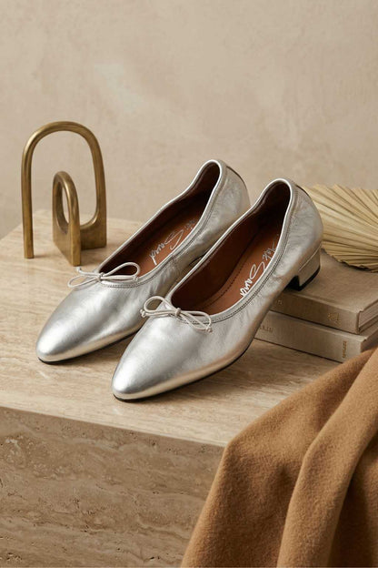 Linea – Ballet with heels