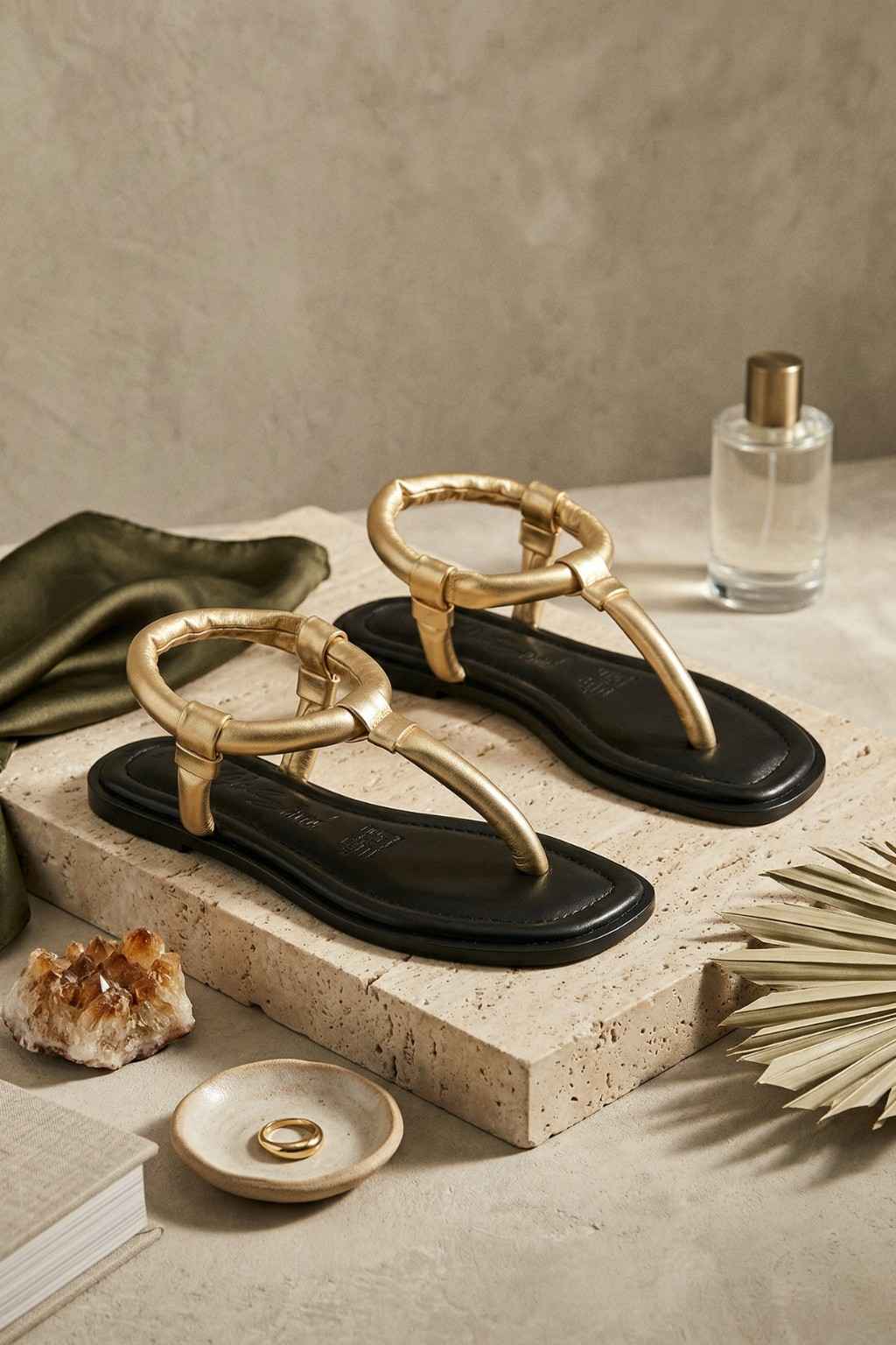 Yara – Y Strap Open Toed Sandals