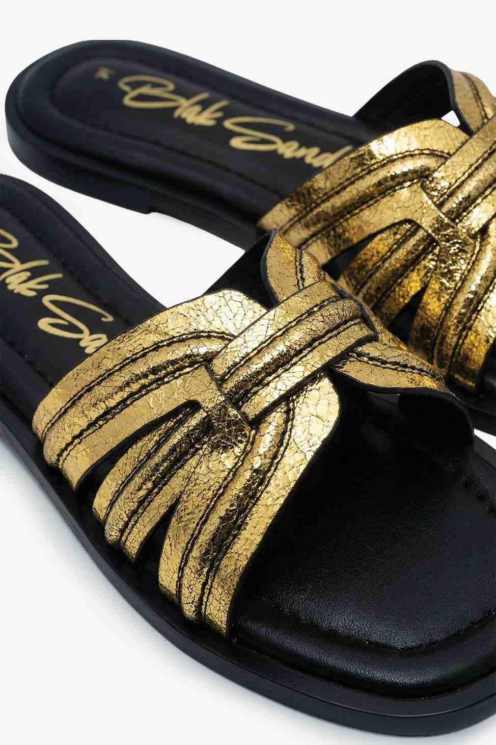 Aurea Noir Slide, Gold — 03 close-up