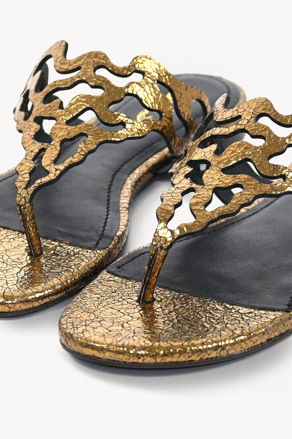 Tresse Slide, Antique Gold — close-up