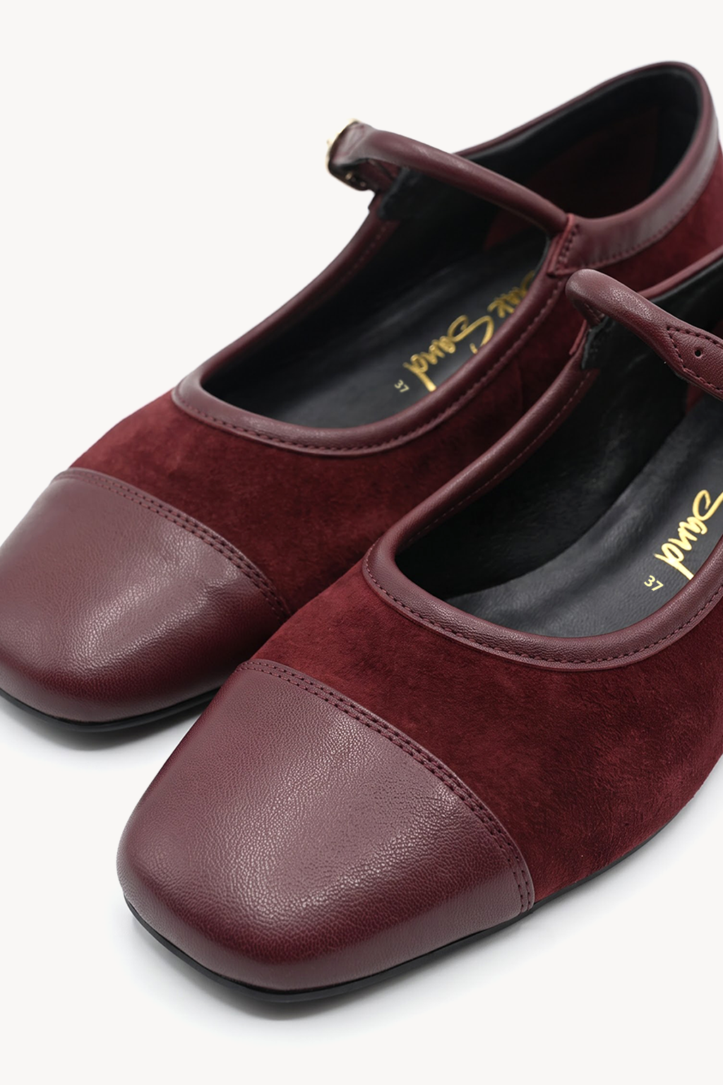 Botano Mary Jane, Oxblood — close-up