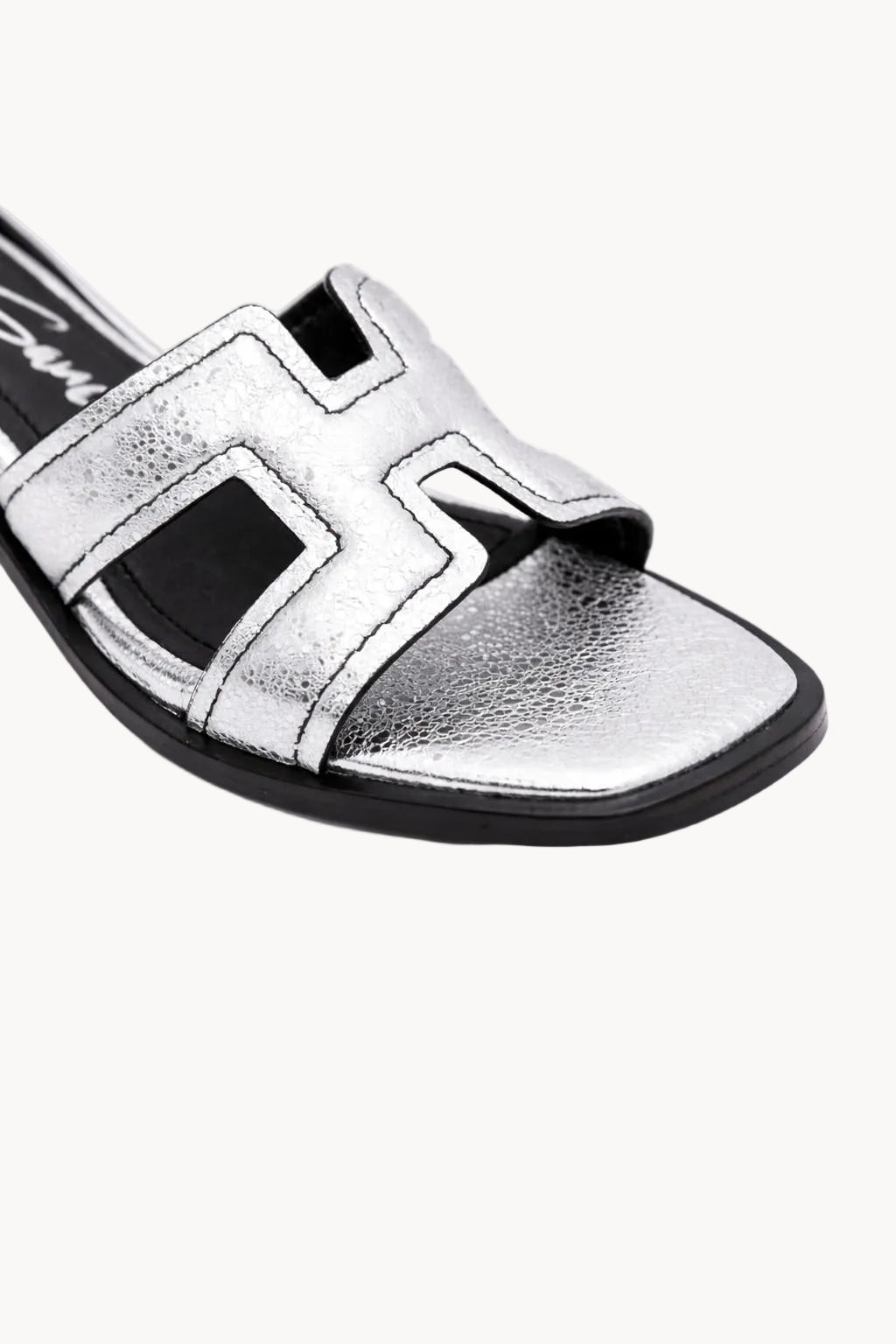 Lumiere Sandal, Silver — 02 close-up