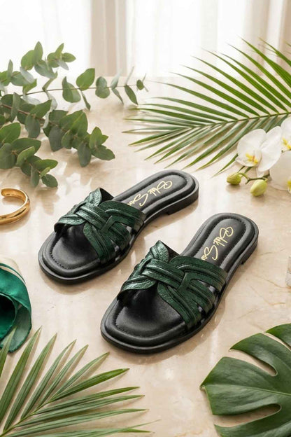 Aurea Noir-Elegance Redefined